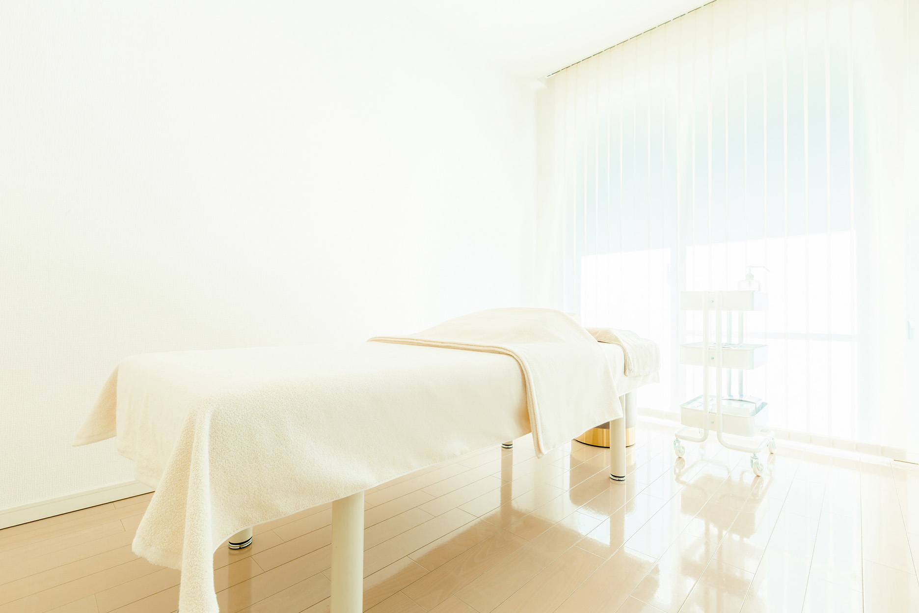 THE23大阪梅田　施術台